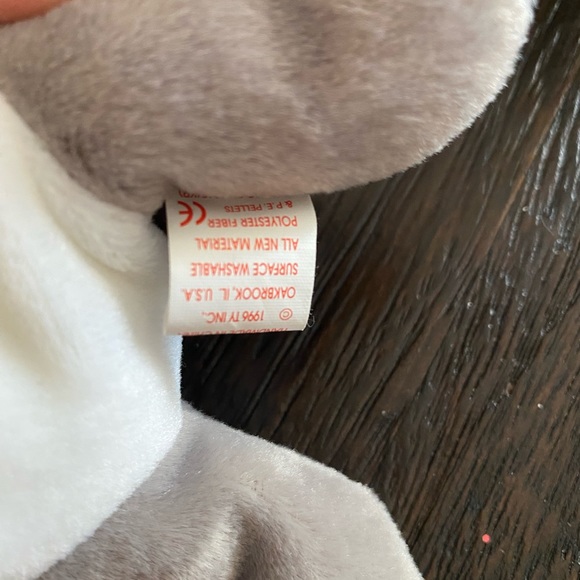 Mel - Picture 3 of 3